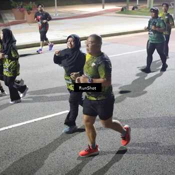 Runner Photo 6571664