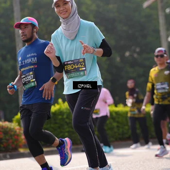 Runner Photo 6571665