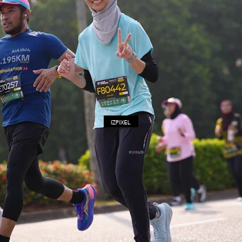Runner Photo 6571708