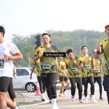 Runner Photo 6571732