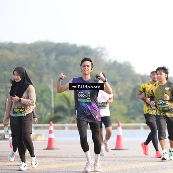 Runner Photo 6571739