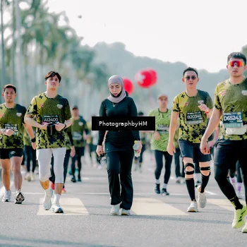 Runner Photo 6571775