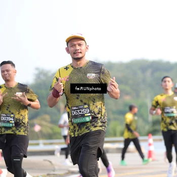 Runner Photo 6571789