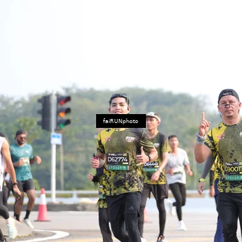 Runner Photo 6571790