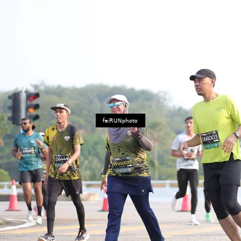 Runner Photo 6571839