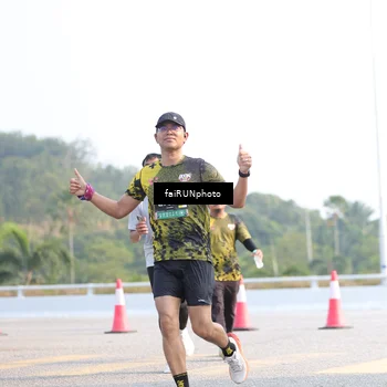 Runner Photo 6571850