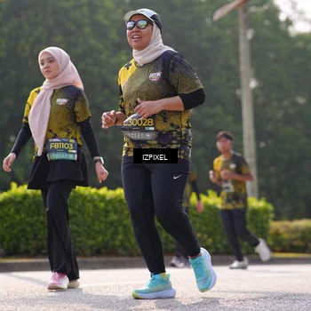 Runner Photo 6571859