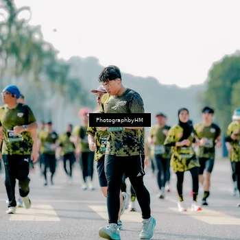 Runner Photo 6571890
