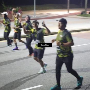 Runner Photo 6572041