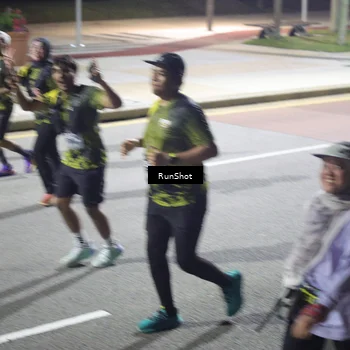 Runner Photo 6572059