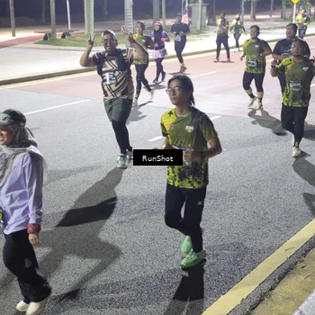 Runner Photo 6572062