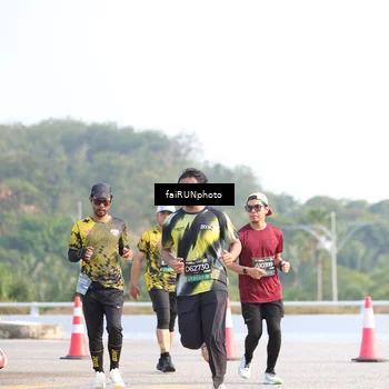 Runner Photo 6572063