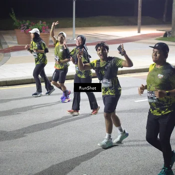 Runner Photo 6572068