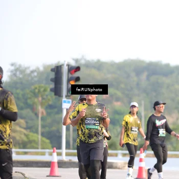 Runner Photo 6572086