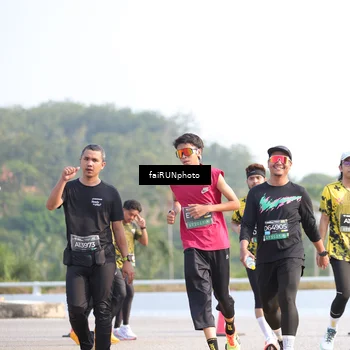 Runner Photo 6572214