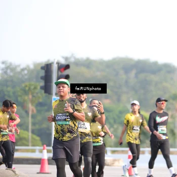Runner Photo 6572221