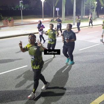 Runner Photo 6572263