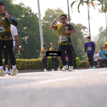 Runner Photo 6572367