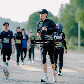 Runner Photo 6572380
