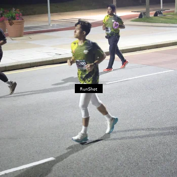 Runner Photo 6572422