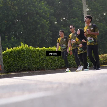 Runner Photo 6572440