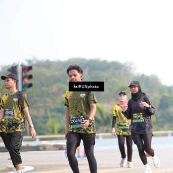Runner Photo 6572490