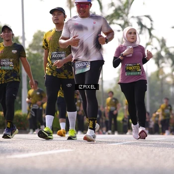Runner Photo 6572769