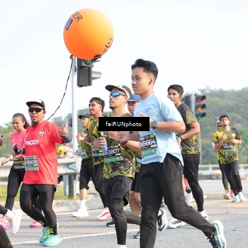 Runner Photo 6572797