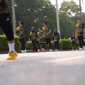 Runner Photo 6572866