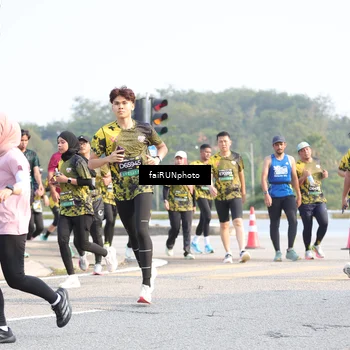 Runner Photo 6572991