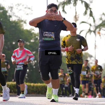 Runner Photo 6573036