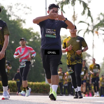 Runner Photo 6573038