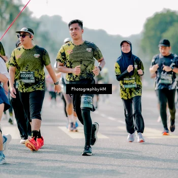 Runner Photo 6573046