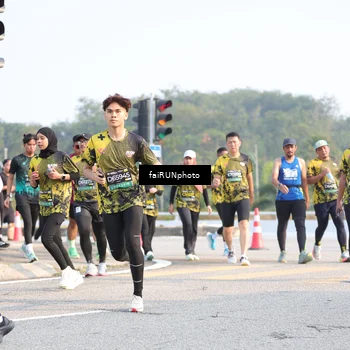 Runner Photo 6573062