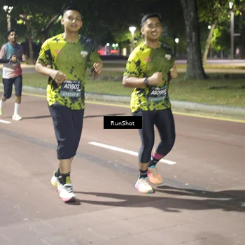 Runner Photo 6573079