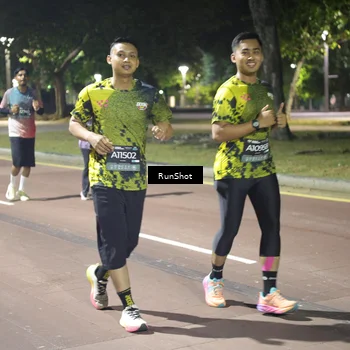 Runner Photo 6573111