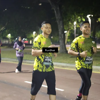 Runner Photo 6573139