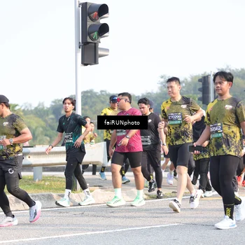 Runner Photo 6573142