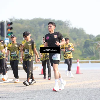 Runner Photo 6573182