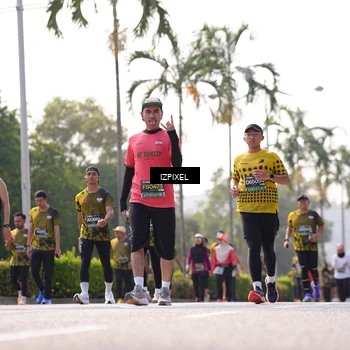 Runner Photo 6573190