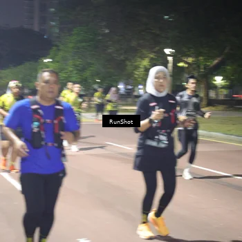 Runner Photo 6573196
