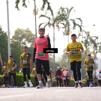 Runner Photo 6573202