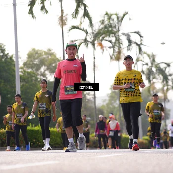 Runner Photo 6573206
