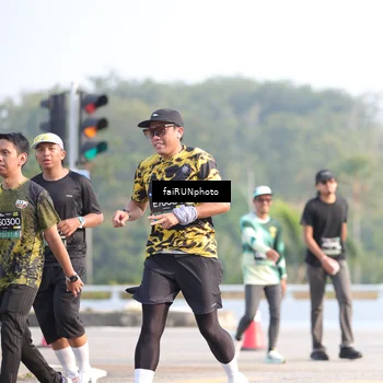 Runner Photo 6573234