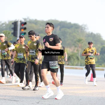 Runner Photo 6573235
