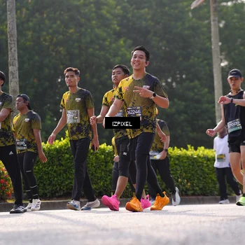 Runner Photo 6573256