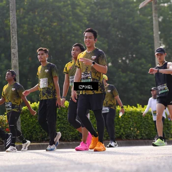 Runner Photo 6573259