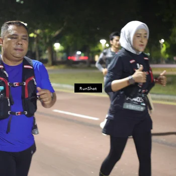 Runner Photo 6573271