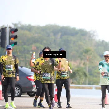 Runner Photo 6573289