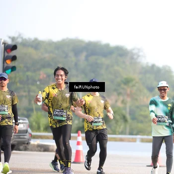 Runner Photo 6573315